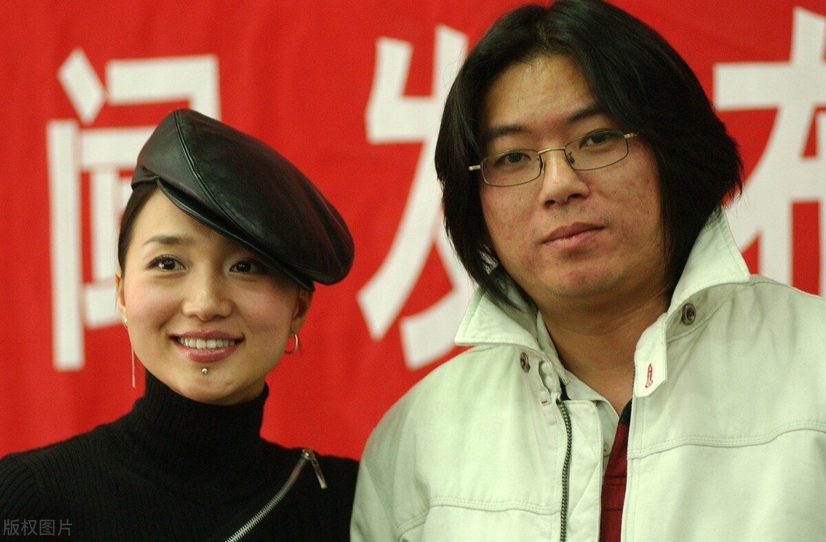 公知的3个“面具”，盖住的是无知，遮住的是良知！公知是汉奸吗
