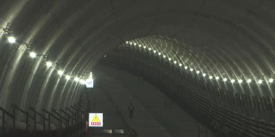 打开“回家”的路，京台高铁横穿海峡直通台湾，它到底有多难修？