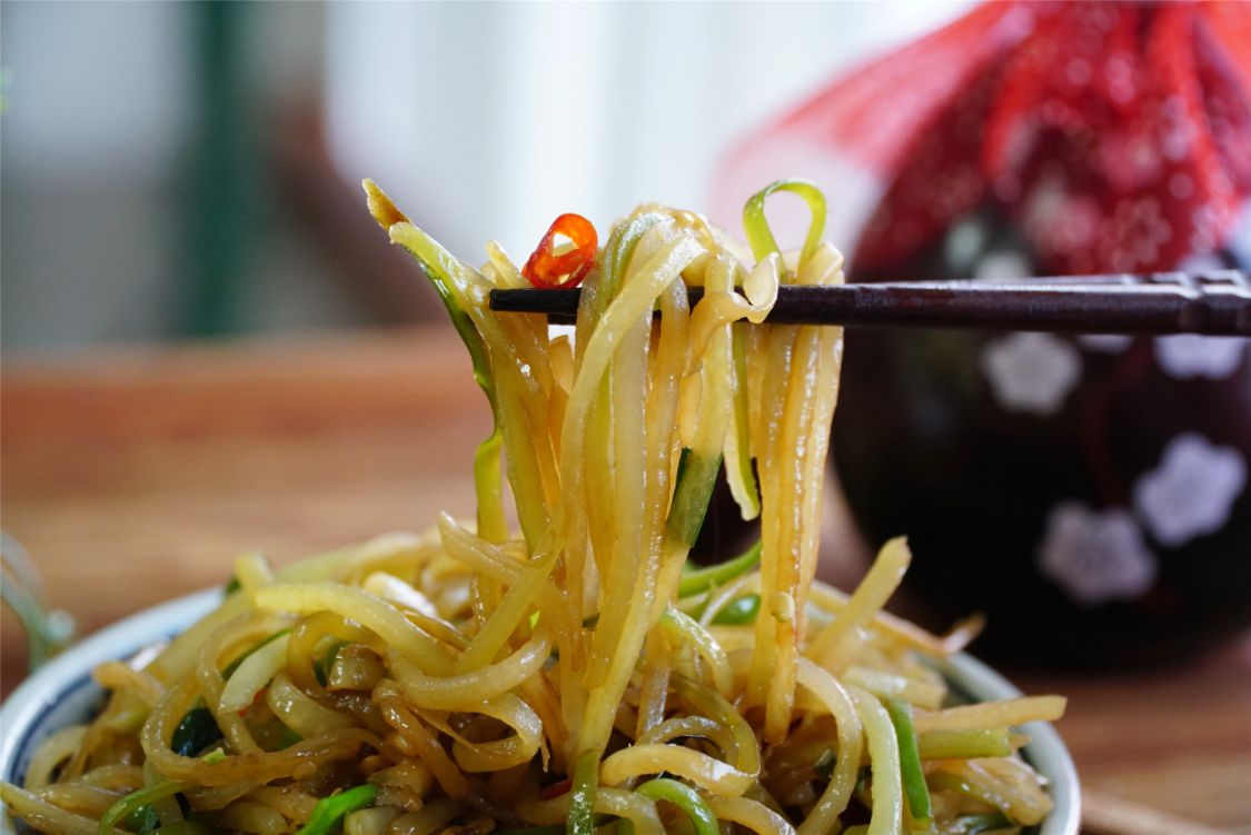 蘿卜絲,蘿卜絲鯽魚湯的做法