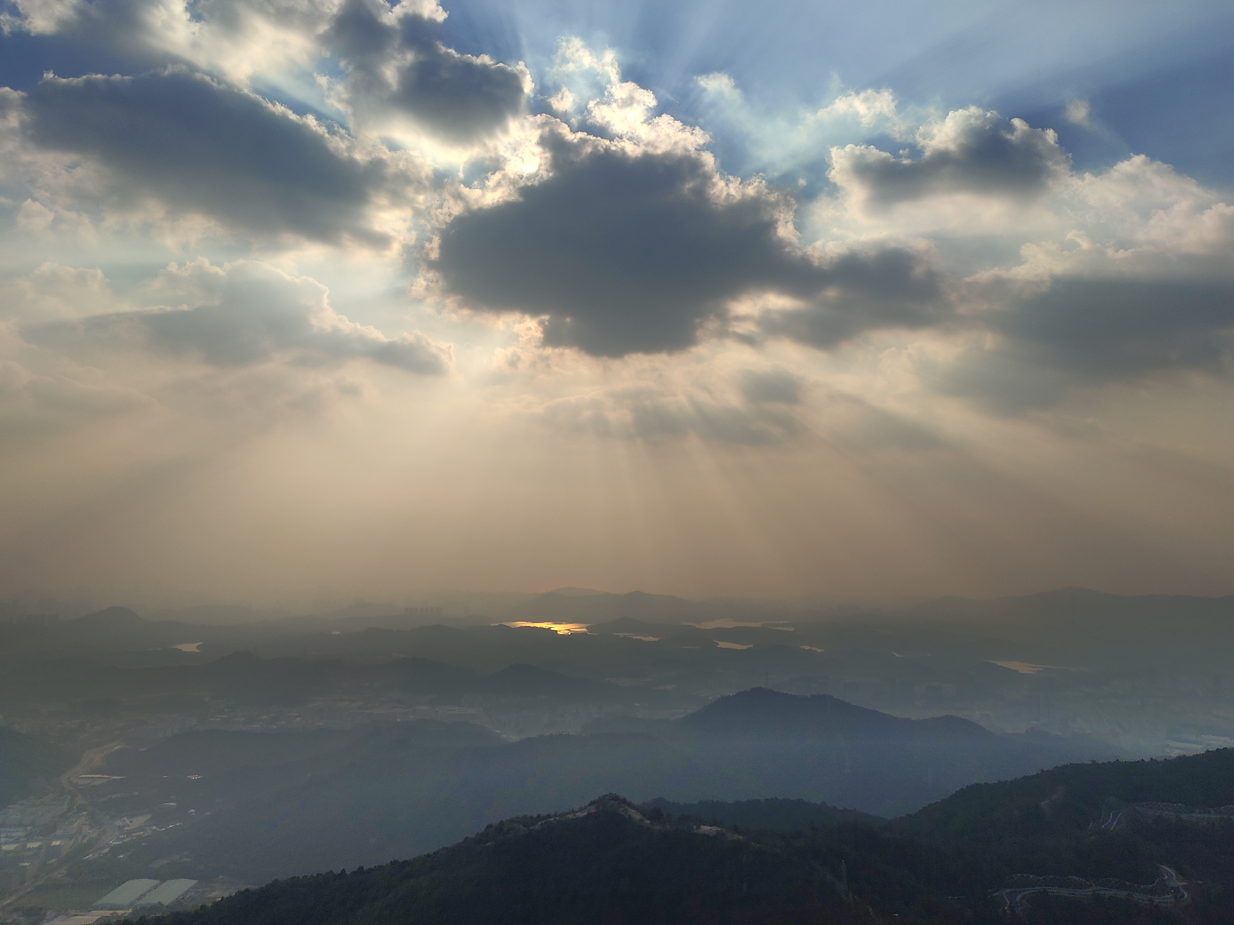 深圳龙华看世界杯的地方(深圳爬山锻炼好去处：羊台山)