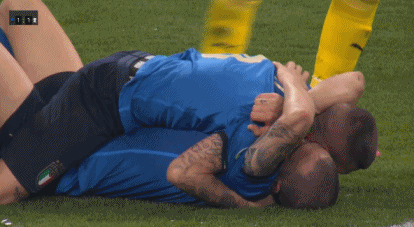 意大利玄冥二老博努奇与基耶利尼聚餐(花絮:玄冥二老啵一个 因莫比莱