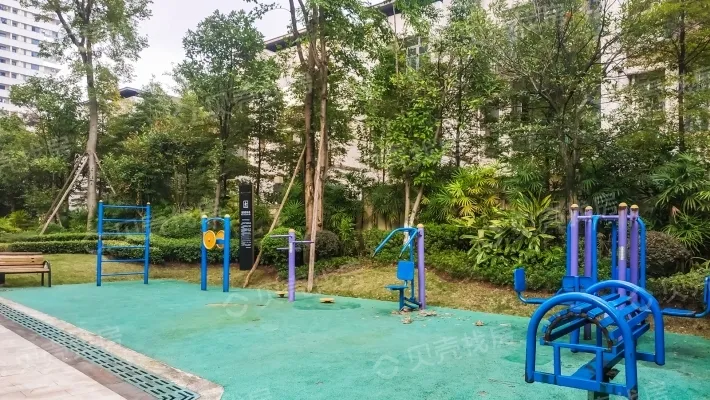 家长排队挤着进的学校，对口的学区房你知道吗？最便宜19万