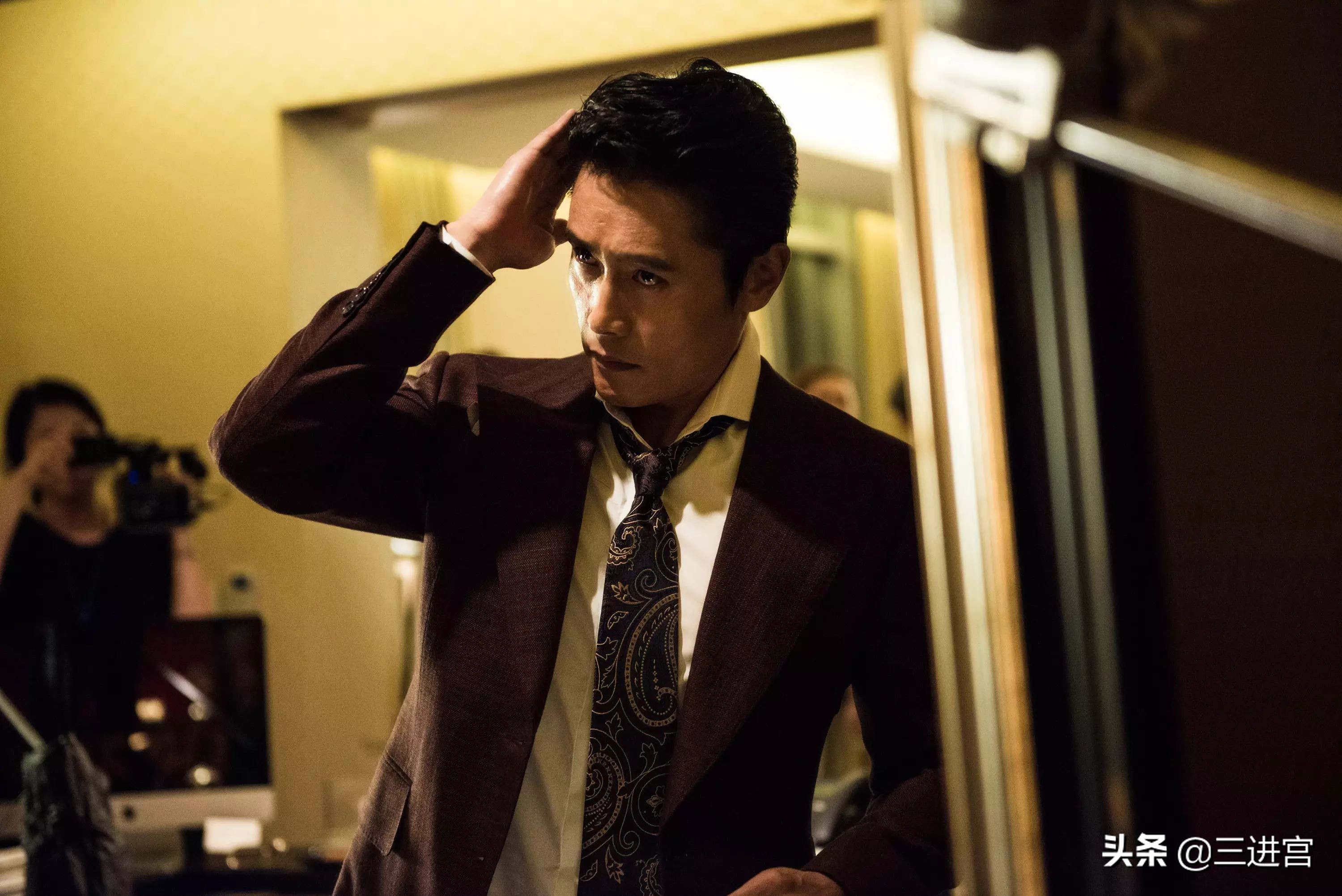 权力大,还是法律大,从韩国电影《局内人》看法律与权力的博弈