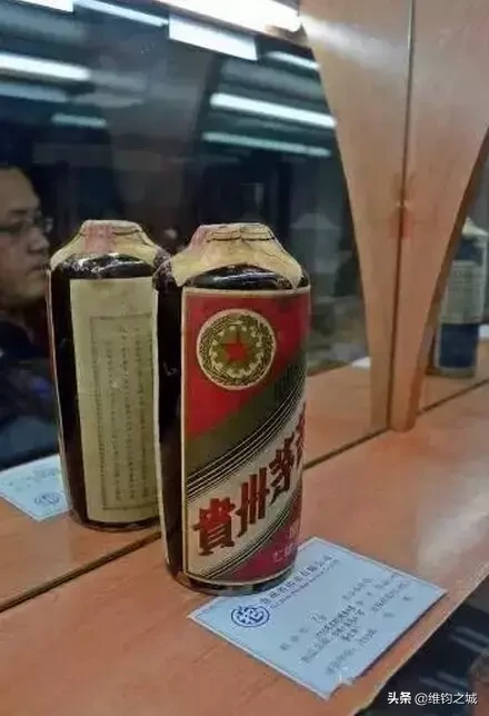 中国最贵十大名酒 榜首每瓶一千万