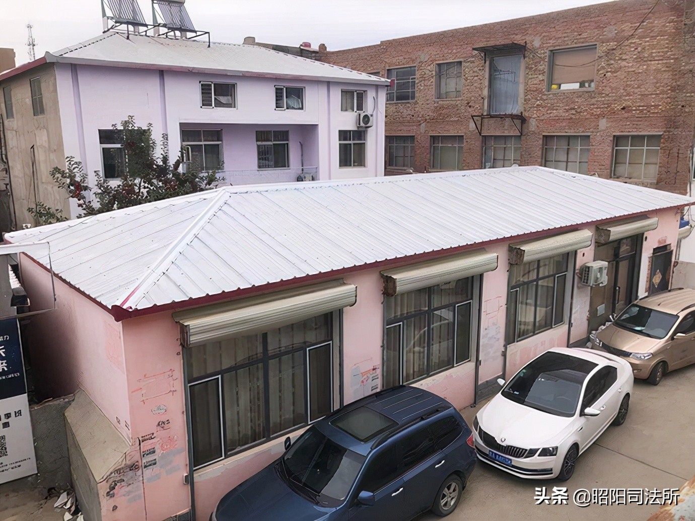 还学校一片净土，惩恶人无数恶行：赤峰一恶势力团伙的形成与覆灭：被控两年犯下45起强奸案