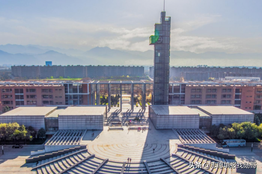 西部“很热门”的一所大学，实力强，毕业生受到华为的“青睐”