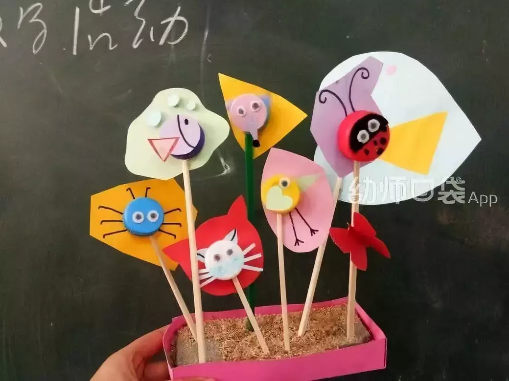 过完年废旧的纸箱、酒瓶、包装袋不要扔,可以和孩子做这些手工!