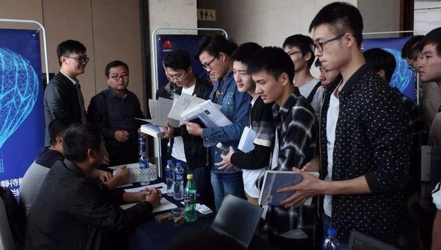 应届生必看:毕业时这些“手续”不能忽视！对以后发展影响很大