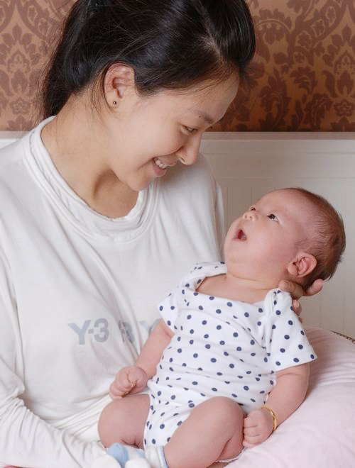 情史干净的10位女星，各有各的浪漫，有人已与丈夫相爱38年