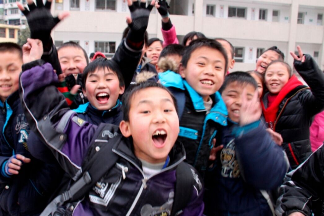 2021中小学寒假即将来临，学生们准备迎接美好假期时光