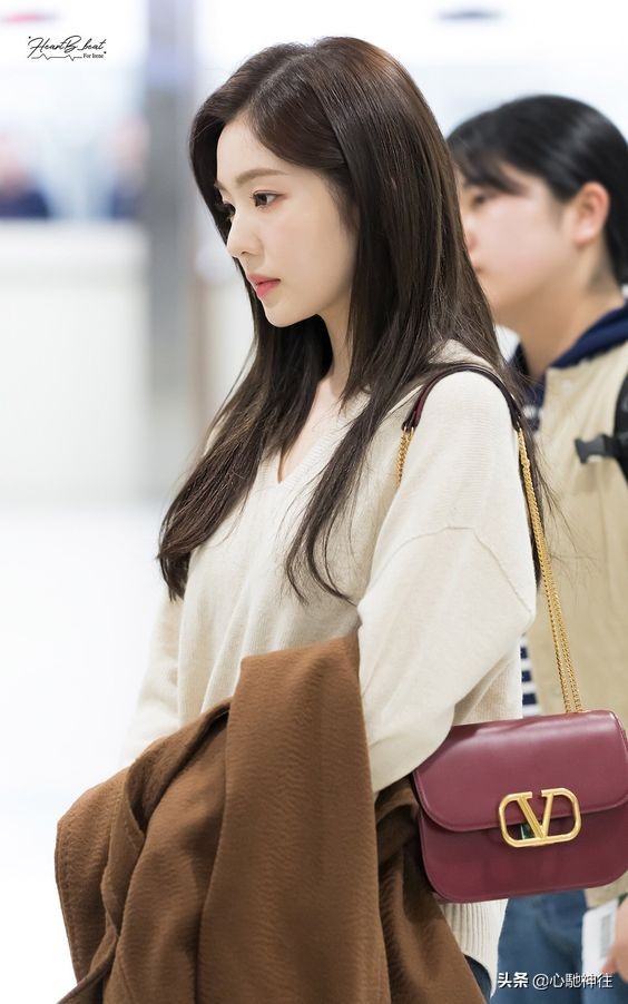 韩国美女明星裴珠泫时尚穿搭 清纯 唯美 高冷 逆天颜值简直美爆了