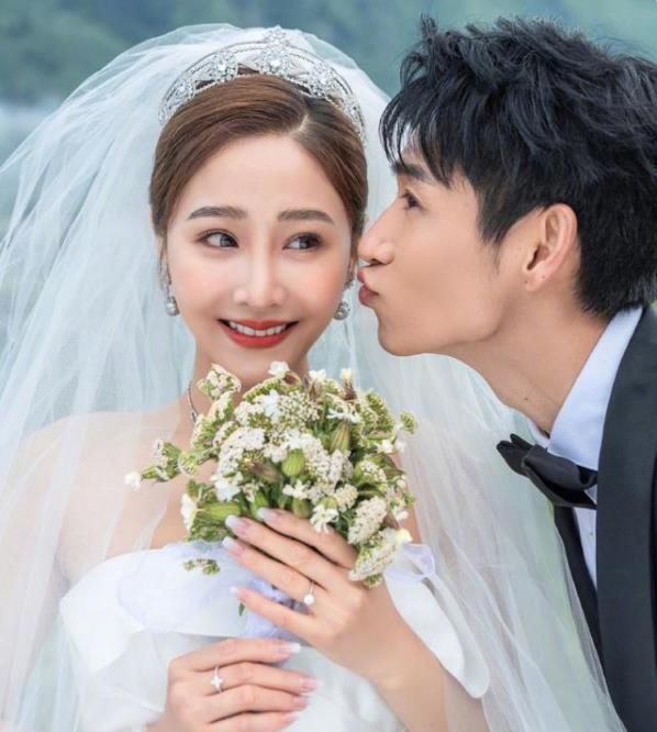 魏晨老婆是初恋吗 魏晨和于玮是初恋吗-丹霞百科