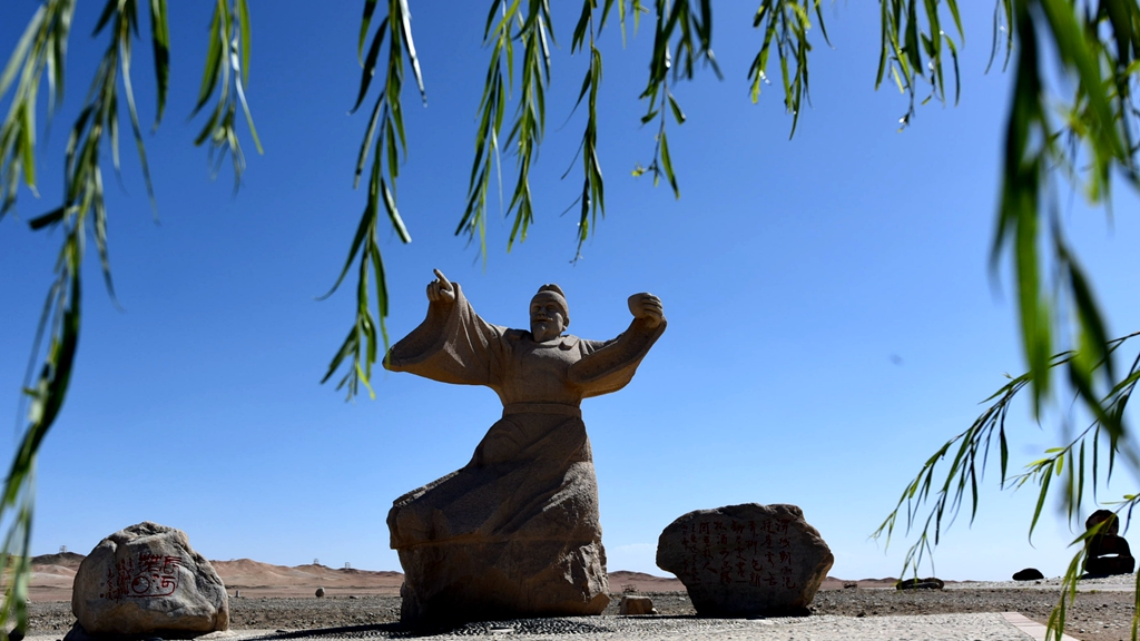 张掖与敦煌，谁才是甘肃旅游第一城？数据对比让人难以置信