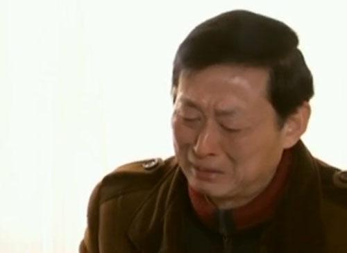 妻子惨死家中，丈夫被判无期，19年后再次开庭，法院：我们搞错了