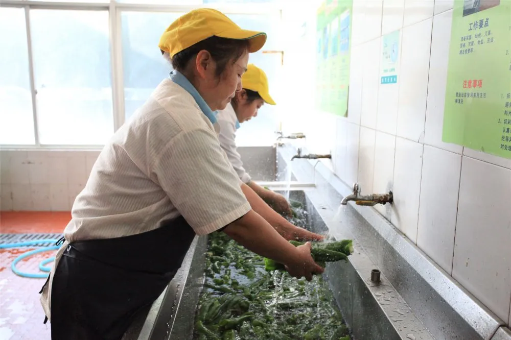 在新津为明学校，安全是一份24小时、365天不能停的责任