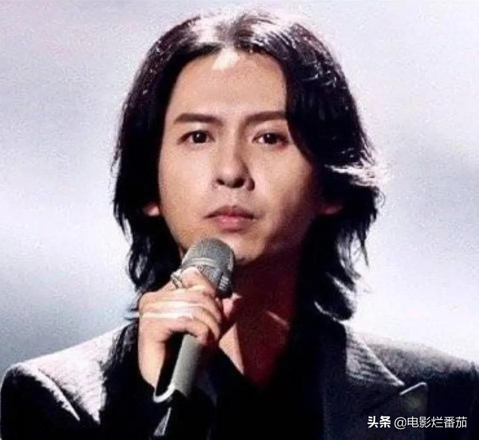 32岁当主唱,酒吧认识女孩爱了20年,连连夺冠的张淇成最大黑马