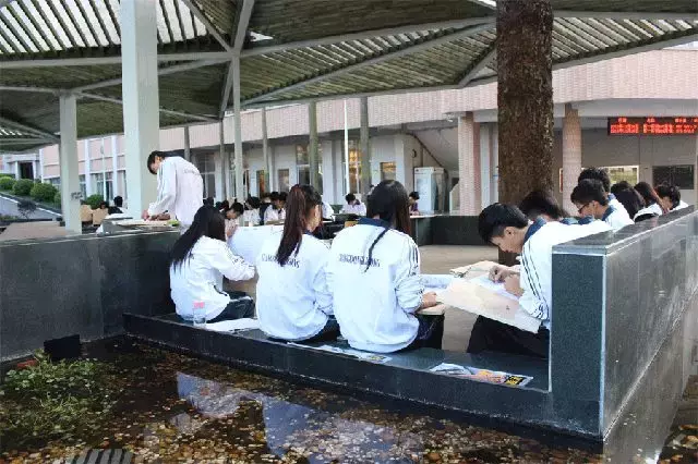 广东省理工职业技术学校，今年招生简章够劲爆！