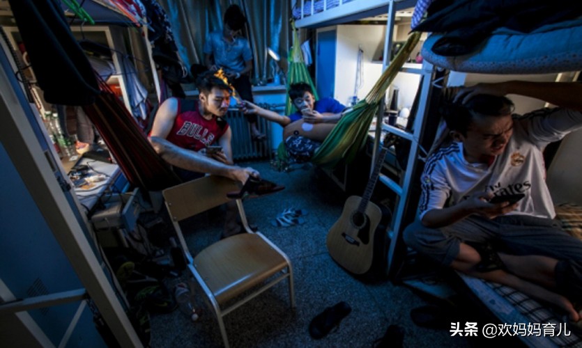 明明男生比女生多3000万，为什么大学里却是“阴盛阳衰”的现象？