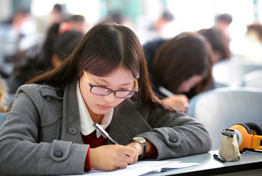 5所二本院校或将升一本，录取分数还未改动，学生注意不要错过