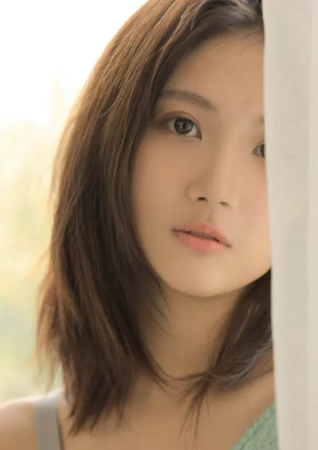 一花一世界，一叶一菩提，万物有灵；停滞不前，暗自神伤