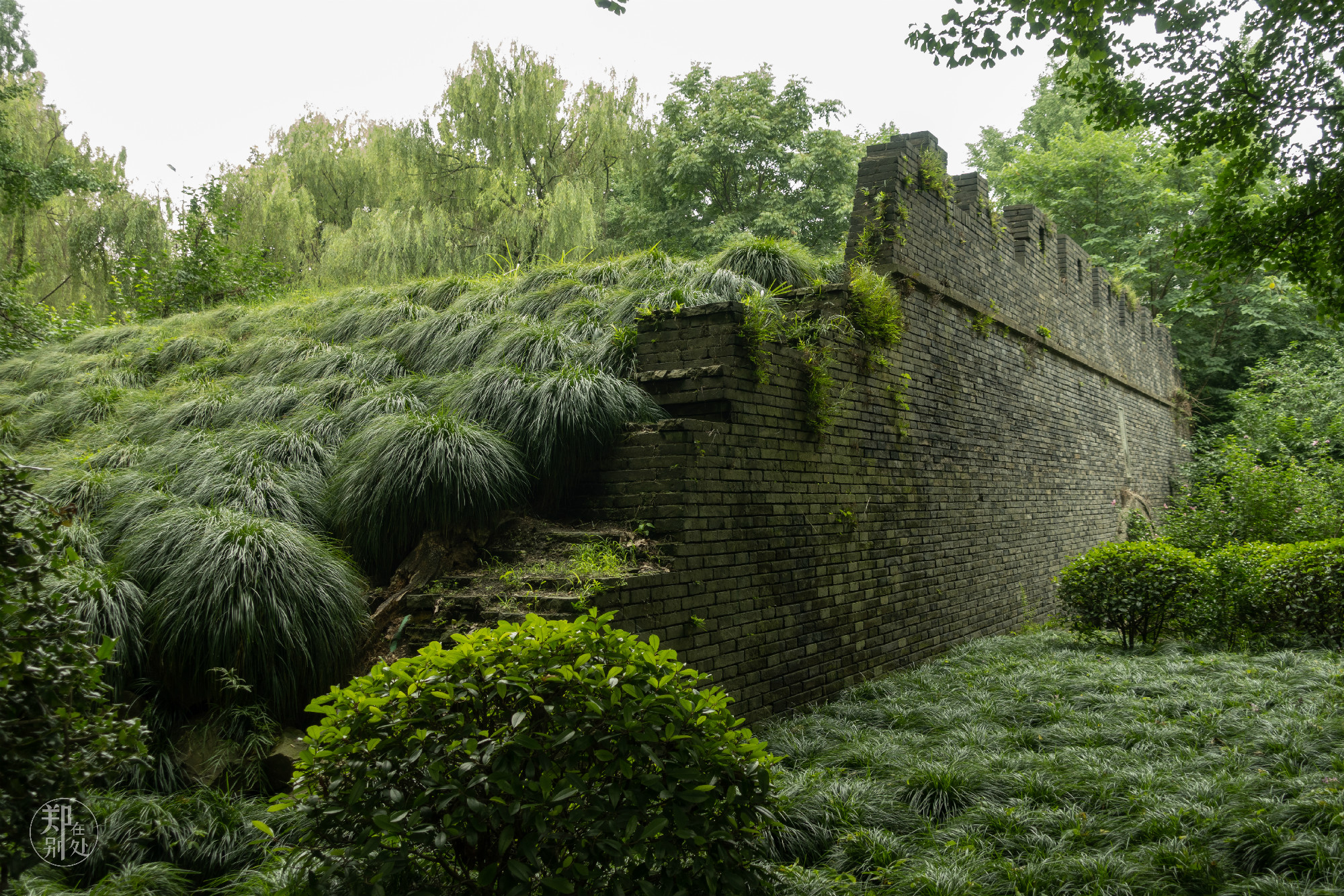 杭州凤山门：百年前，坐“篮筐电梯”上城门，要花点钱