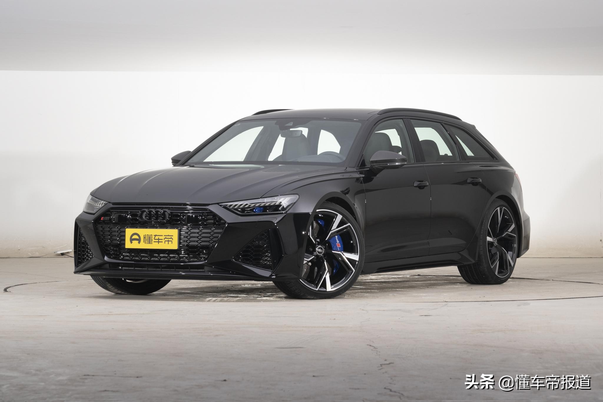 奥迪新款车型上市，豪华科技配置引领市场潮流