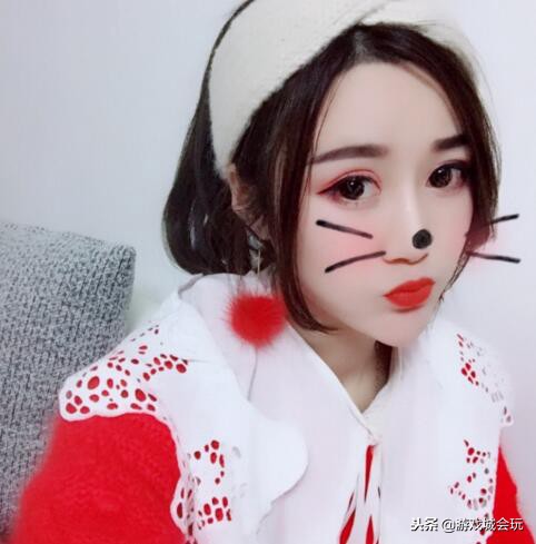 知名快手主播温柚跳槽斗鱼 直播首秀将百万元抽奖和送奔驰豪车