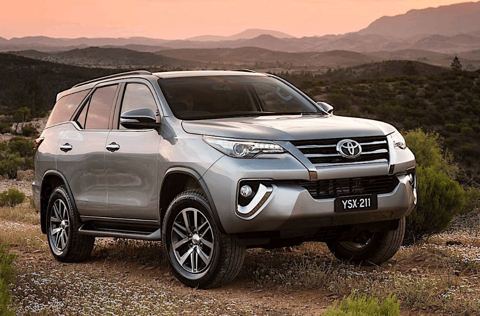 车身尺寸长4800mm,宽1800mm,高1800mm,轴距达到2700mm.