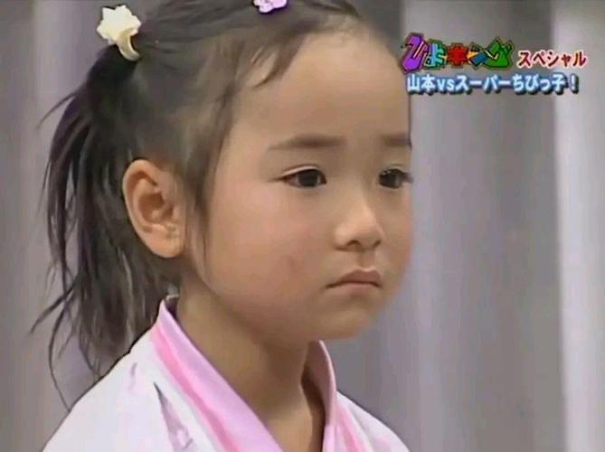 伊藤美诚2016年比赛视频(伊藤美诚有多强？11:0打败丁宁，被孙颖莎教做人)