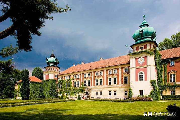 巴黎高等商学院｜欧洲最著名的商学院之一，是世界商业领袖的摇篮