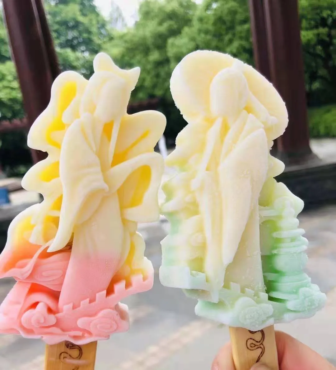 殷墟“出圈”，一口咬下三千年