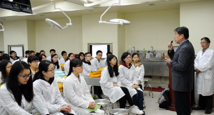 医学院“四大天王”大洗牌，协和稳居榜首，北大医学院暂退第三