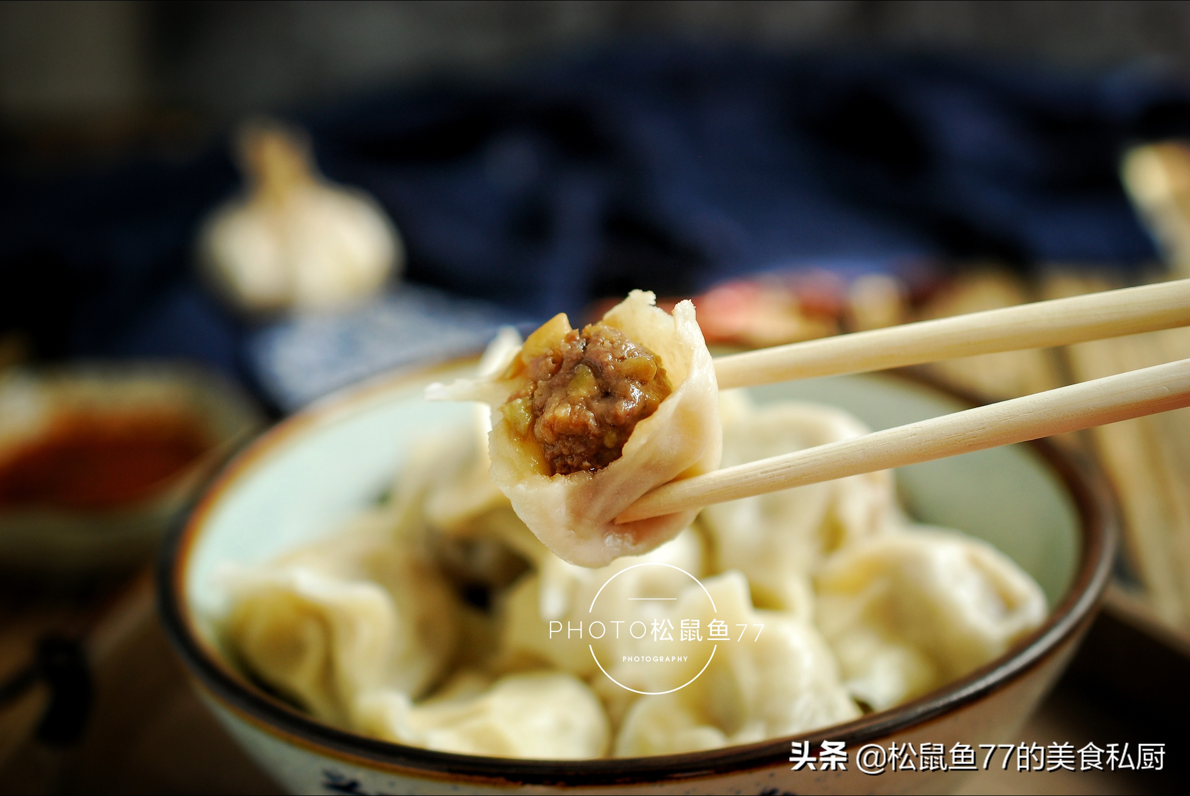 羊肉馅饺子怎么调?放什么调料去腥提鲜?原来这碗"料水"最重要