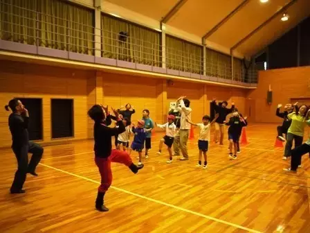 日本孤岛上的公立学校，仅11名学生，却告诉我们什么是真正的教育