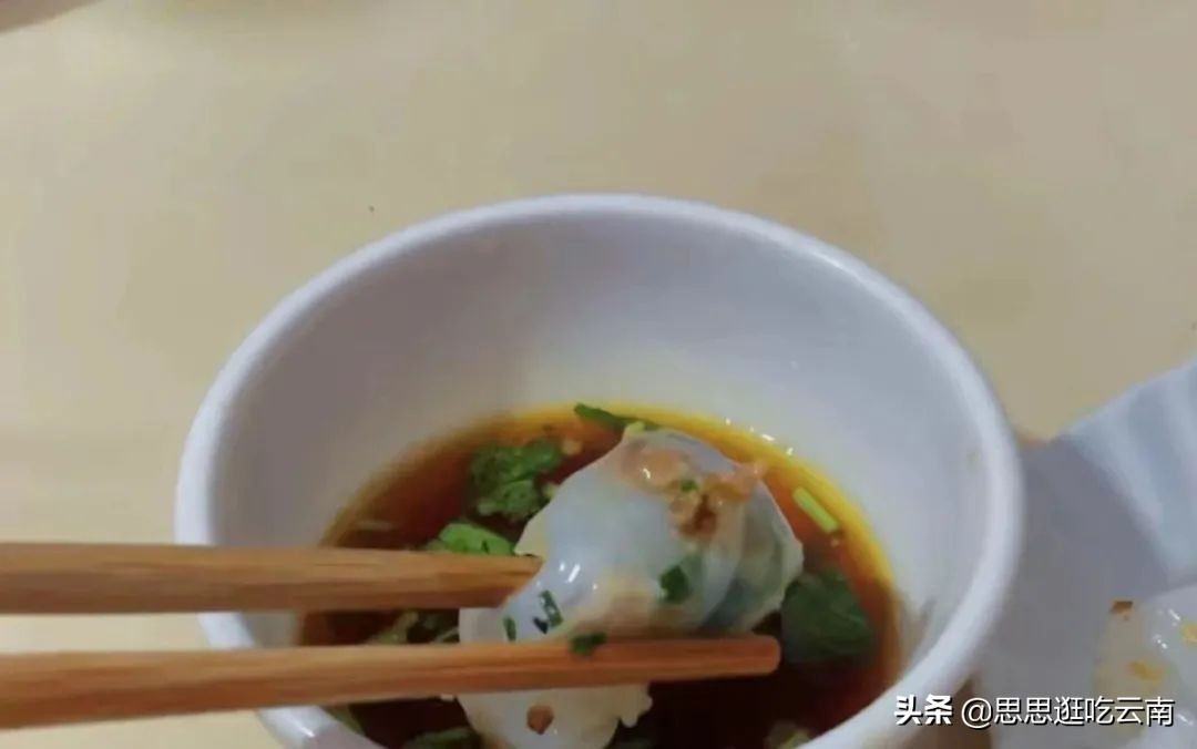 云南建水，藏在巷巷里的秘密花园，这些小店才是yyds