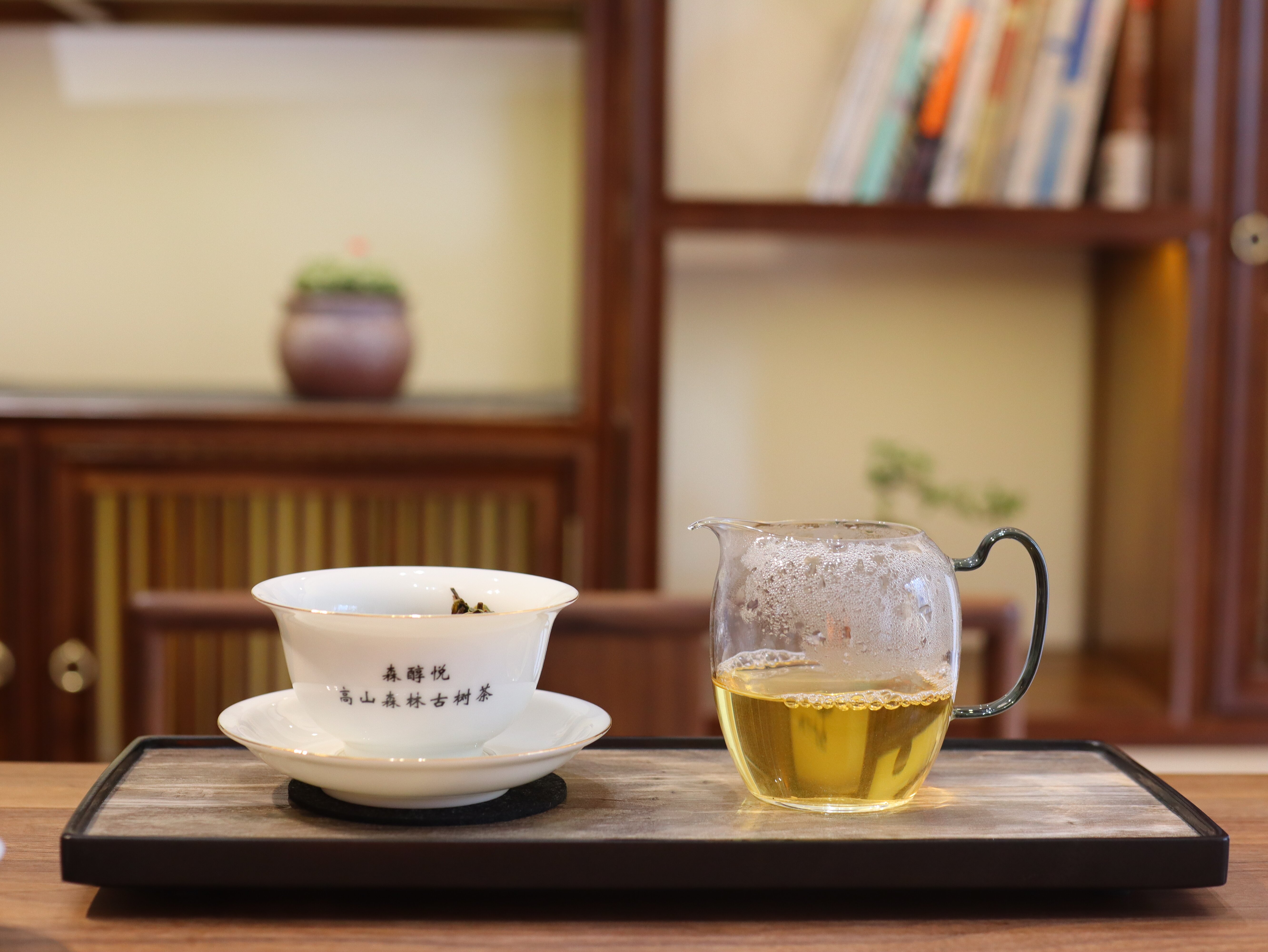 普洱茶正确饮用方法：撬开后如何冲泡最佳
