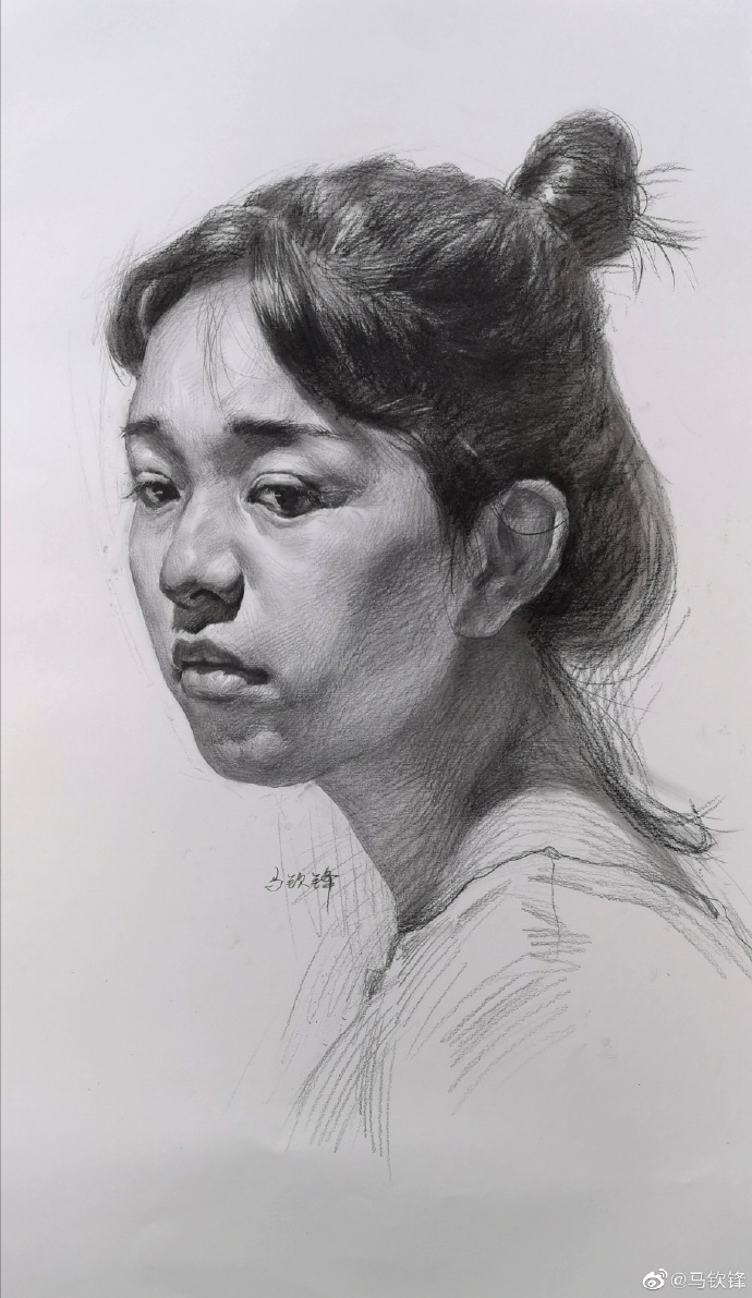 美术生谨记:提高美术艺考素描头像绘画水平的四个步骤