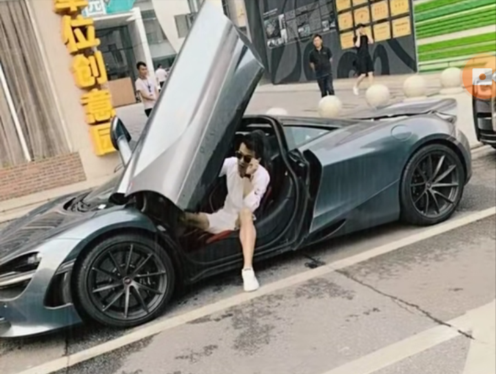 揭秘辛巴和初瑞雪豪横夫妻的“黑”历史