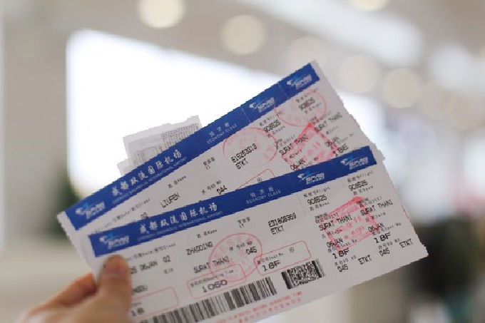 登机牌和机票哪个先取，机排流程及步骤详解？