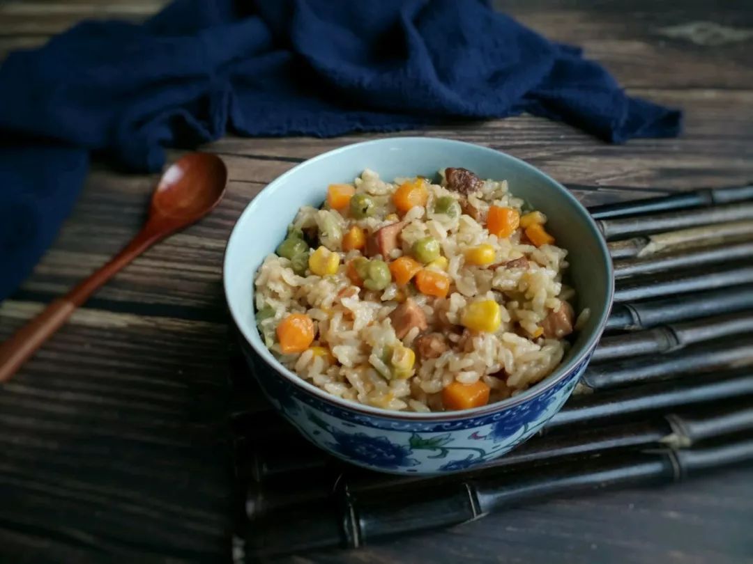圖片[6]-【雞肉絲瓜燜飯】做法步驟圖 簡(jiǎn)單易做又能解饞 孩-起舞食譜網(wǎng)