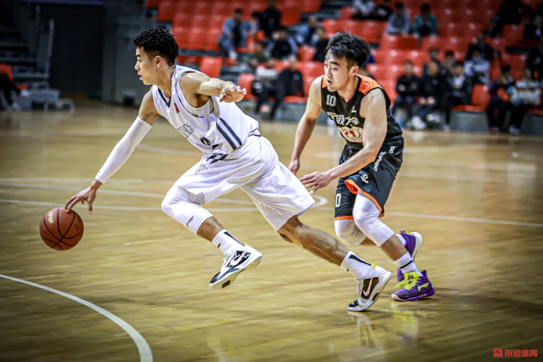 李填荣为什么不参加nba(00后小将炸裂隔扣！神似威少的他，下赛季将登陆CBA)