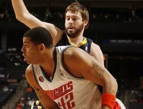 nba球員為什么要紋身（NBA球員紋身背后的意義：詹姆斯最霸氣，有人紋中文被姚明嘲笑）