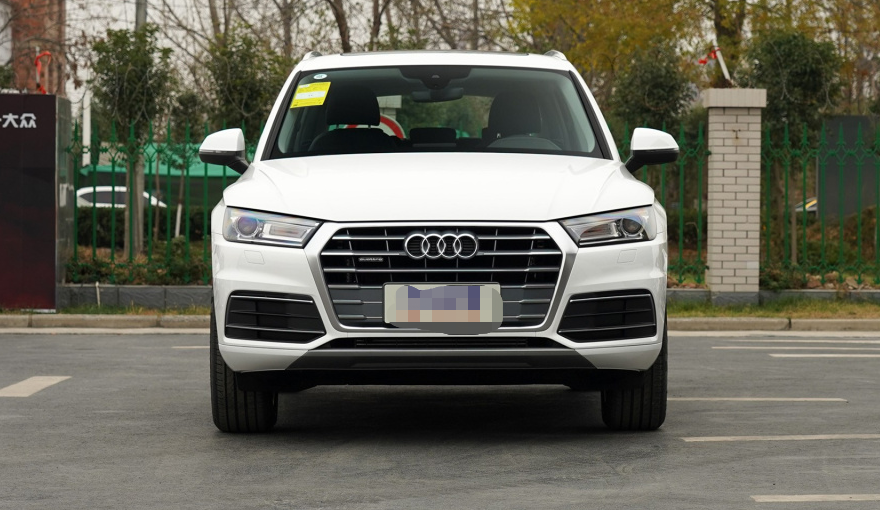 进取型奥迪Q5L，2.0T+DCT，190马力，油耗7.1L