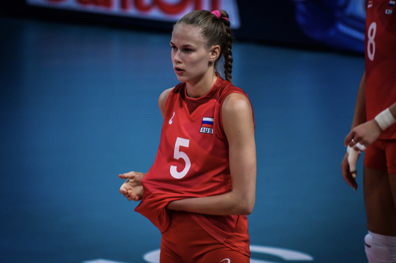 俄罗斯女排16号(中国女排3-0俄罗斯,李盈莹取代张常宁坐稳首发拿全场