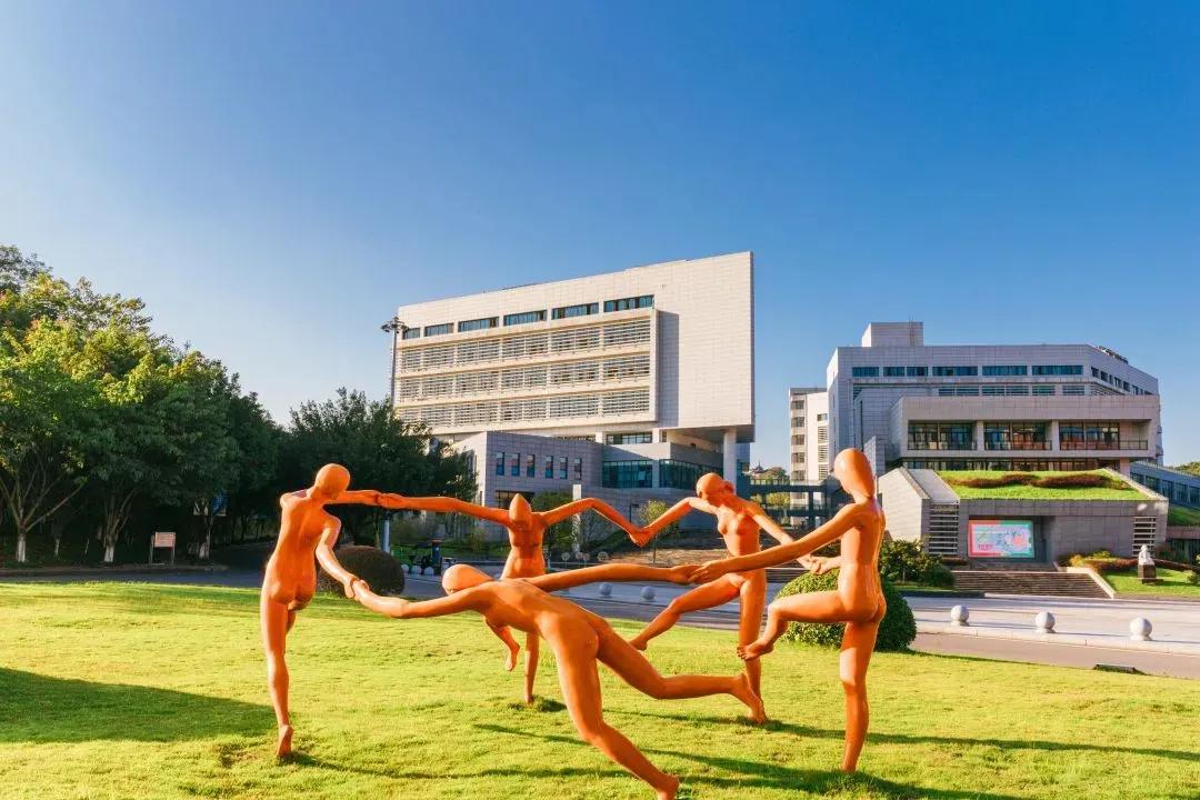 秋的色彩，你见过几分？来重大，共赏古风之韵