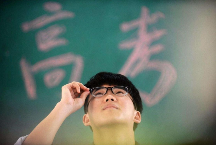 高考迟到1分钟，复读煎熬365天，考生要多加注意