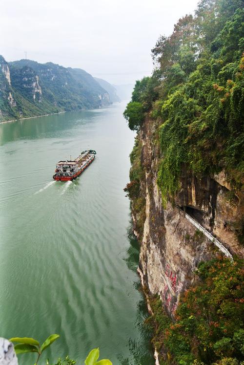 游长江三峡(新韵.原创)