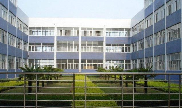 广西梧州市的四所优质高中，你知道吗？你更看好哪一所