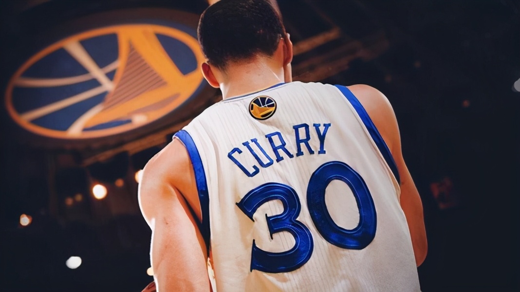 nba总冠军奖杯为什么叫（四人改变历史！总冠军奖杯名称由此人命名，库里改变联盟潮流）