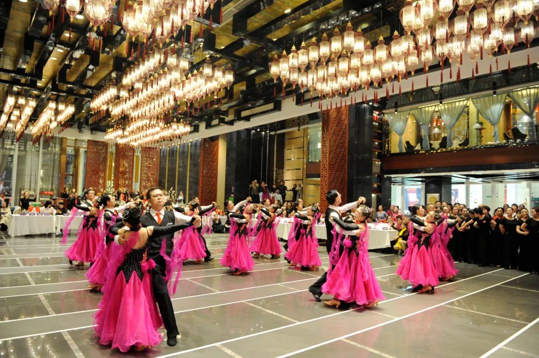 四川省健身交谊舞地区工作委员会及会员单位新春汇报展演活动